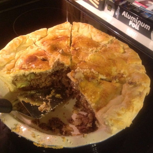 Tourtière (French Canadian Meat Pie)