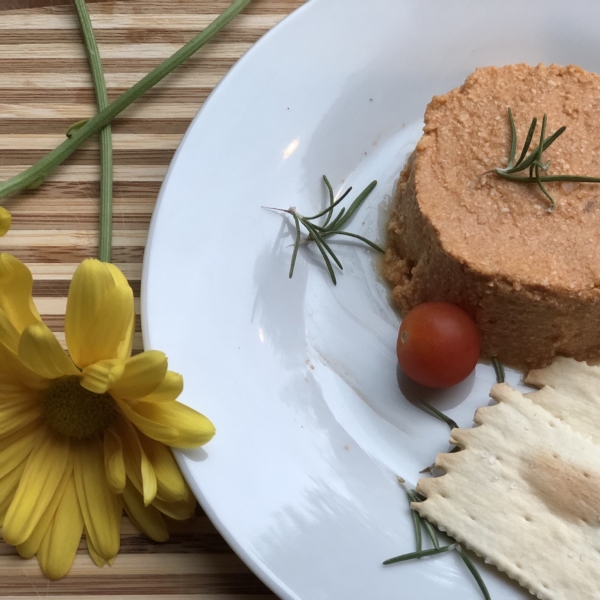 Vegan Jalapeno Cream Cheese Spread
