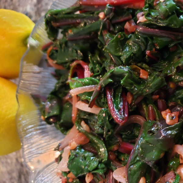 Simple and Delicious Beet Greens