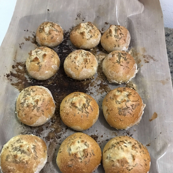 Chef John's Kummelweck Rolls