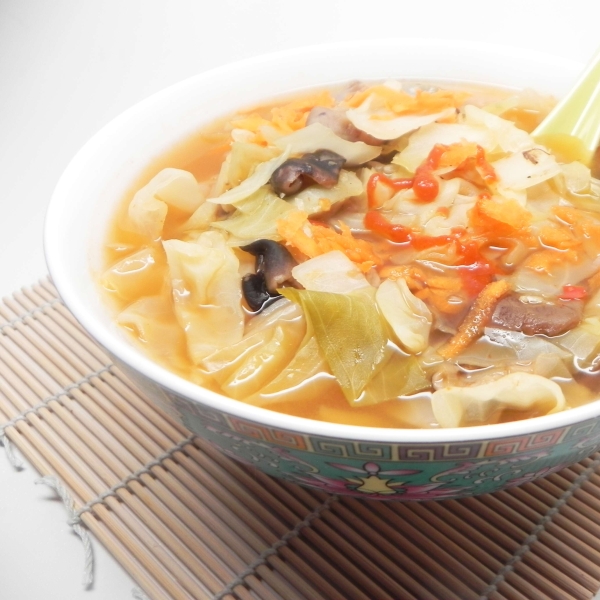 Chinese Cabbage and Ginger Soup