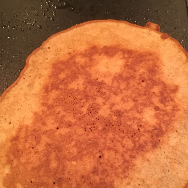 Glenda's Gingerbread Pancakes