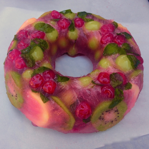 Holiday Punch Bowl Ice Ring