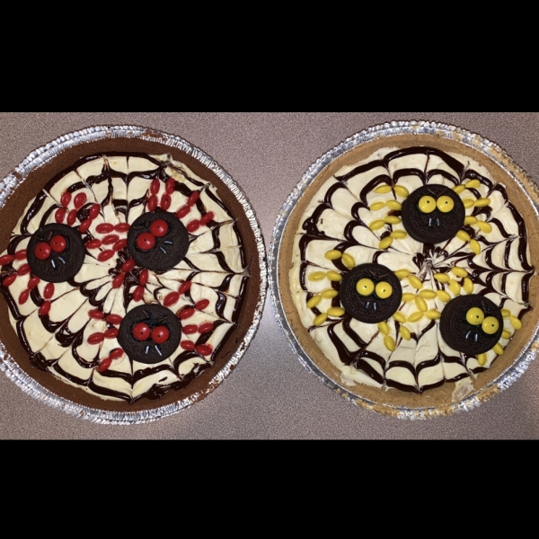 OREO Spider Web Cookie Pizza