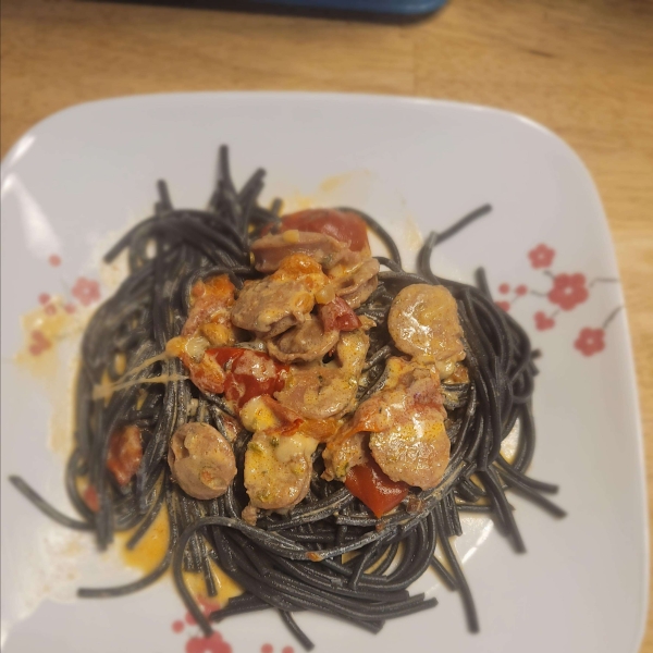 Fettuccine with Sweet Pepper-Cayenne Sauce