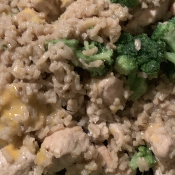 Breeze Chicken, Broccoli, and Rice Casserole