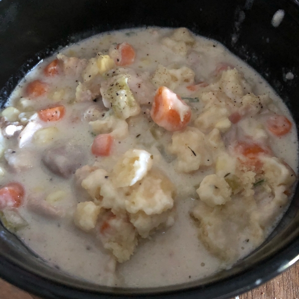Slow-Cooker Pantry Chicken Stew