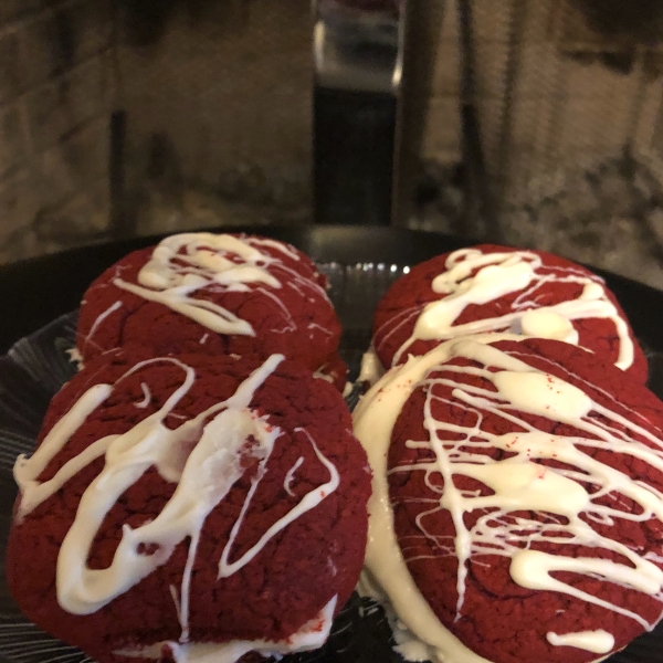 Red Velvet Sandwich Cookies
