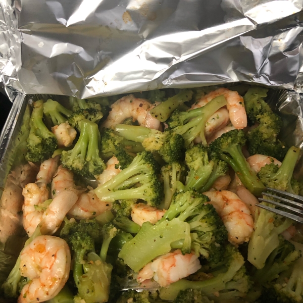 Utokia's Ginger Shrimp and Broccoli with Garlic