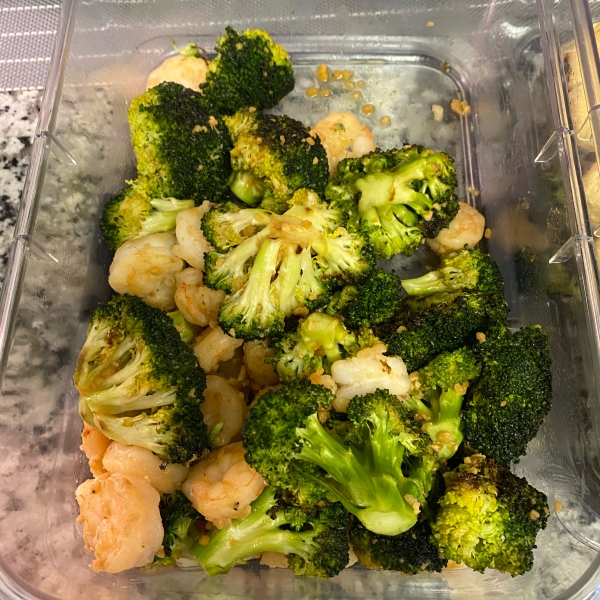 Utokia's Ginger Shrimp and Broccoli with Garlic