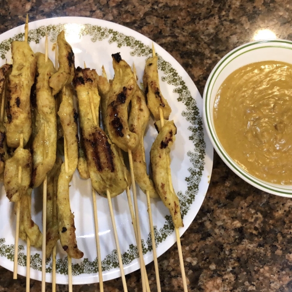 Chicken Satay With Peanut Sauce