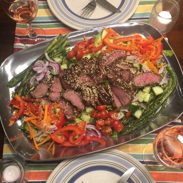 Grilled Steak Salad with Asian Dressing