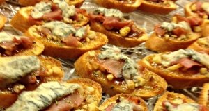 Fig-Proscuitto Crostini