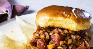 Slow Cooker Vegan Sloppy Joes with Lentils