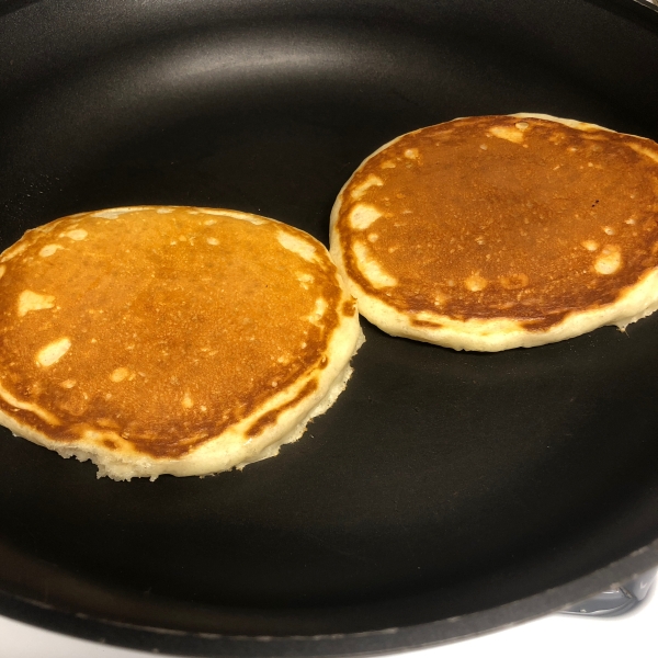 Mom's Buttermilk Pancakes