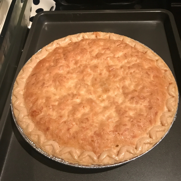 Easy Coconut Macaroon Pie