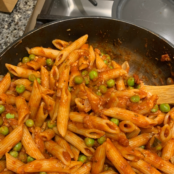 Pasta with Bacon and Peas