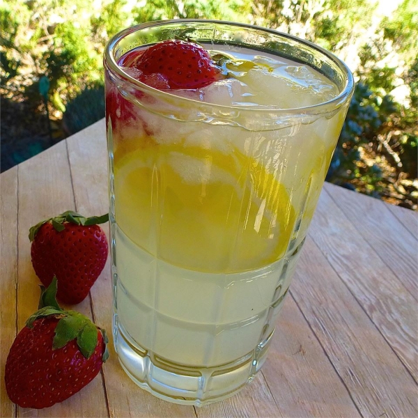 Fresh Squeezed Lemonade with Truvia® Natural Sweetener