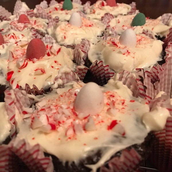 Cream Cheese-Filled Cupcakes