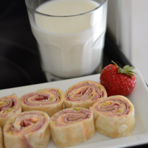After School Antipasto Pinwheel Sandwiches