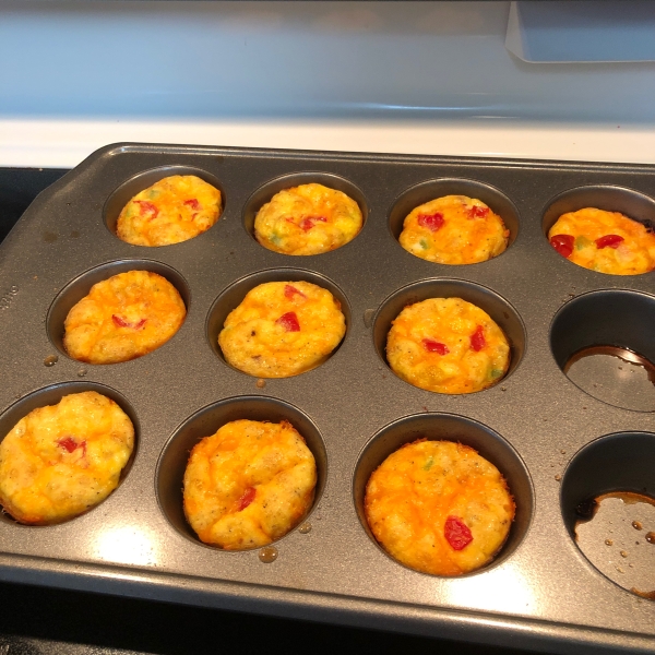 Bacon and Egg Muffins
