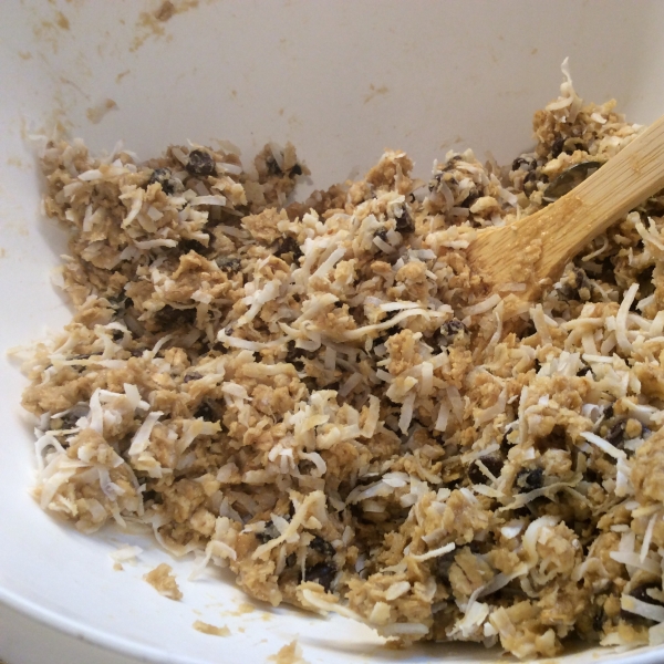 Granola-Chocolate Cookies