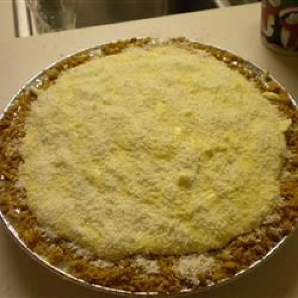 Elegant White Chocolate Banana Cream Pie
