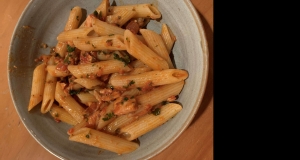Easy Pasta with Tuna and Tomato Sauce