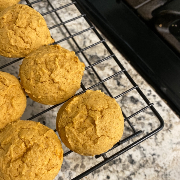Pumpkin Sandwich Cookies