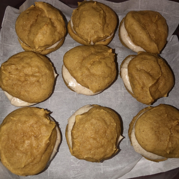 Pumpkin Sandwich Cookies