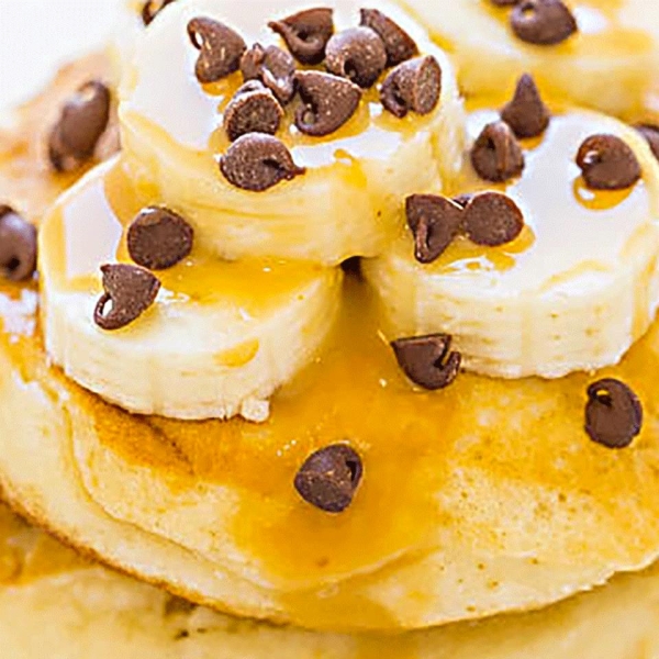 Peanut Butter Banana Protein Pancakes