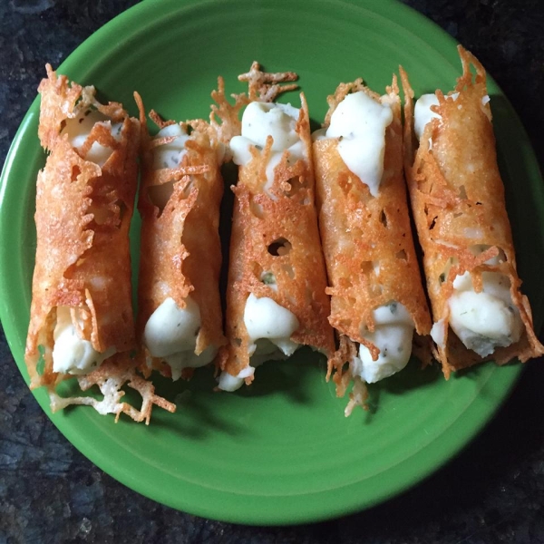 Mashed Potato Stuffed Cannoli