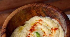 Easy Creamy Hummus