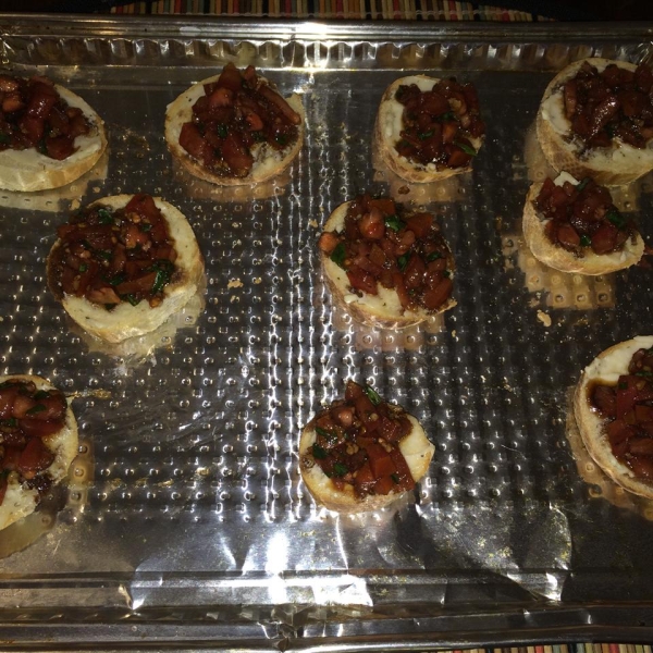 Nikol's Garlic Bruschetta