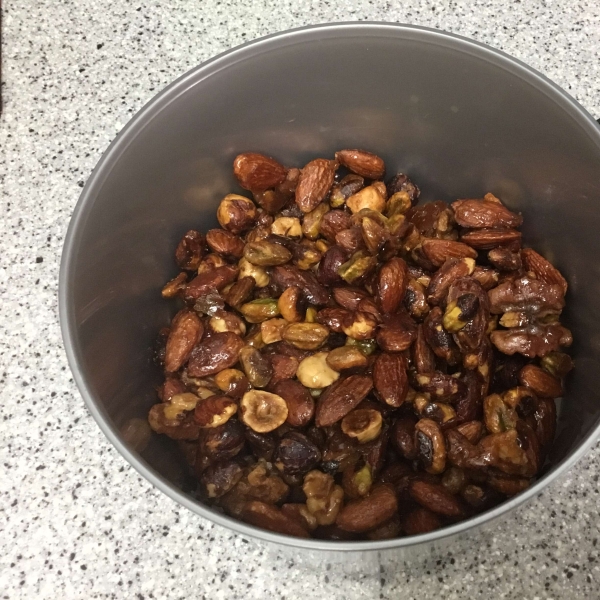 Sweet, Salty, Spicy Party Nuts