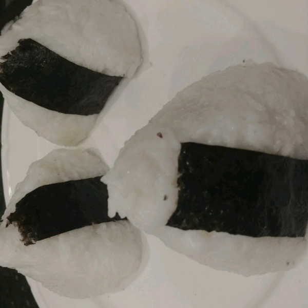 Onigiri (Japanese Rice Balls)