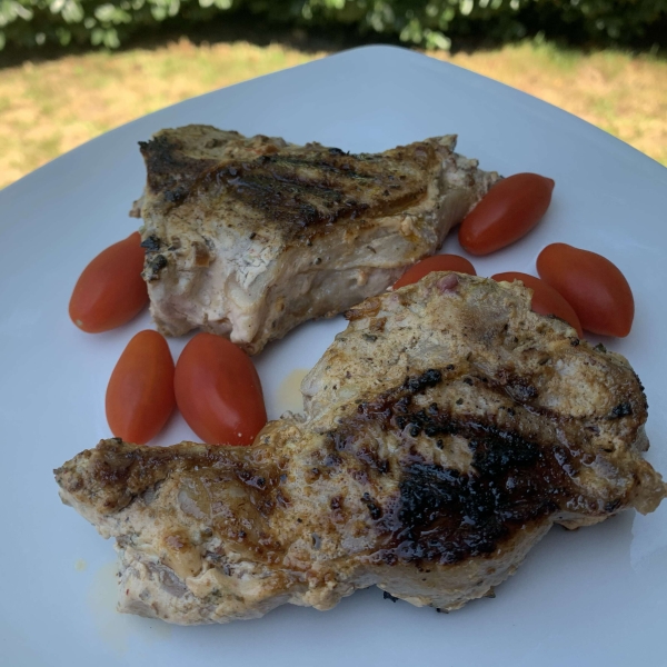 Grilled Lemon and Rosemary Lamb Chops