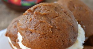 Spice Cake Whoopie Pies