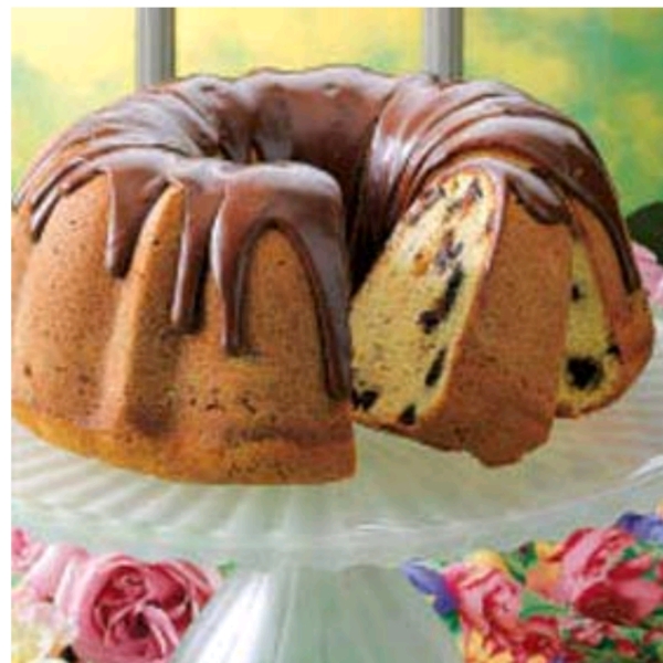 Ghirardelli Chocolate Chip Mini Bundt Cakes