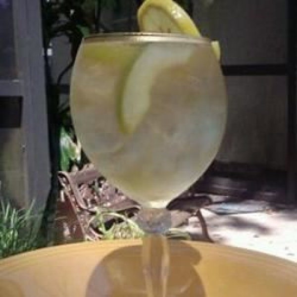 Winter White Sangria