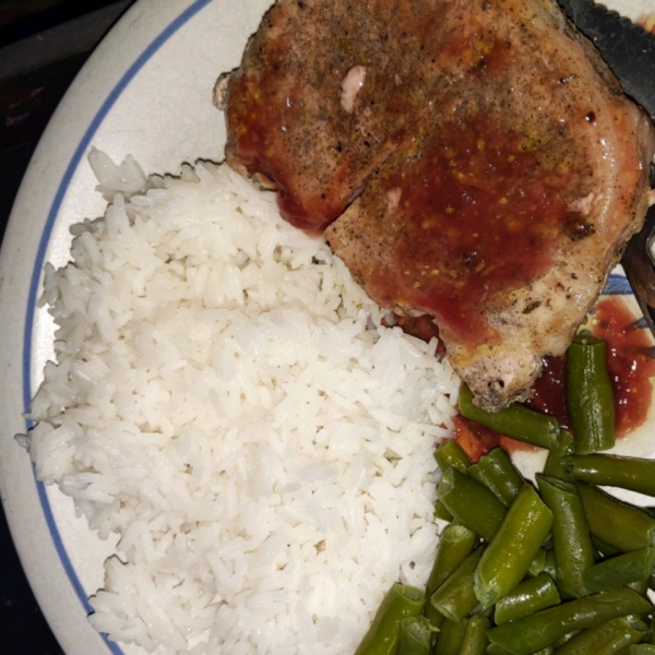 Pork Chops with Raspberry Sauce