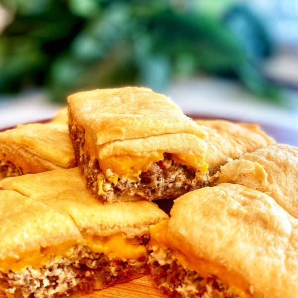 Crescent Roll Breakfast Casserole