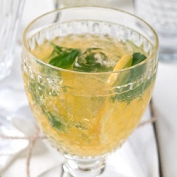 Limoncello Spritzer