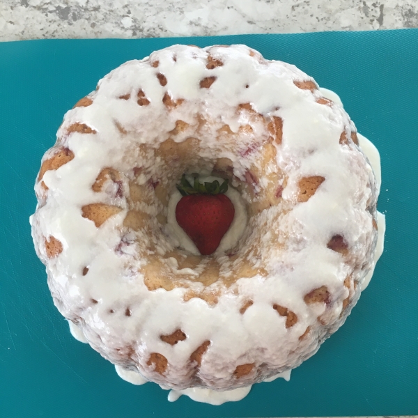 Berry Cornmeal Muffins