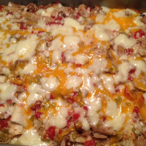 Slow Cooker Cheesy Chicken and Tortillas