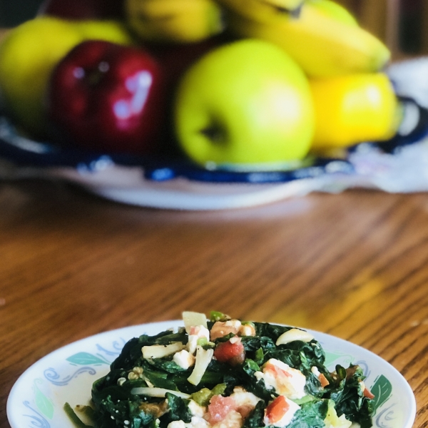 Fresh Spinach with Feta and Tomatoes