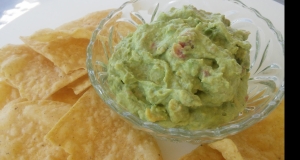 Easy Never Forgotten Guacamole