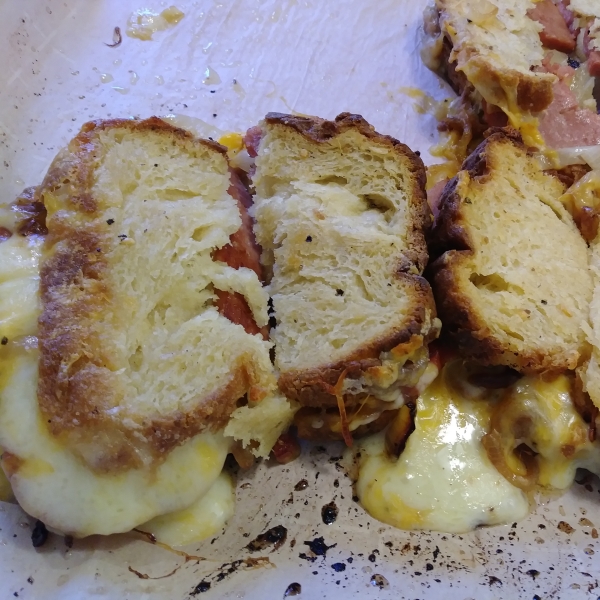 Grilled SPAM®, Tomato, Cheddar Cheese, and Sweet Onion Sandwiches