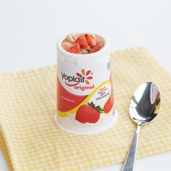 Strawberry O's Yogurt Cup