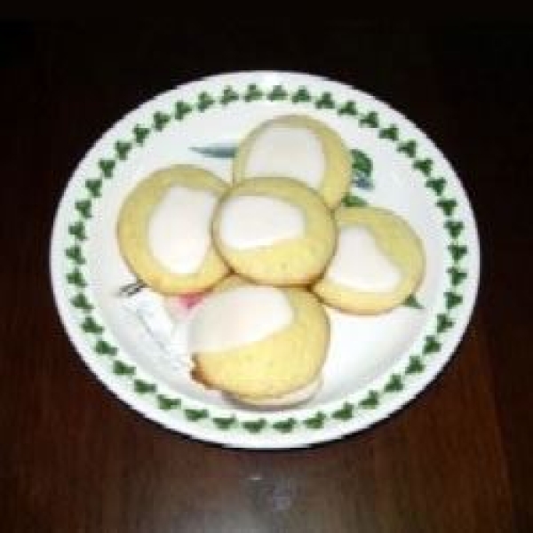 Mrs. Ronzo's Lemon Balls